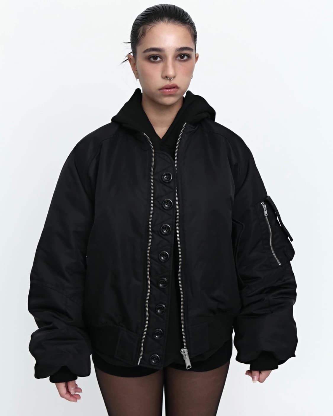 essence forge 봄버 자켓 상품이미지1