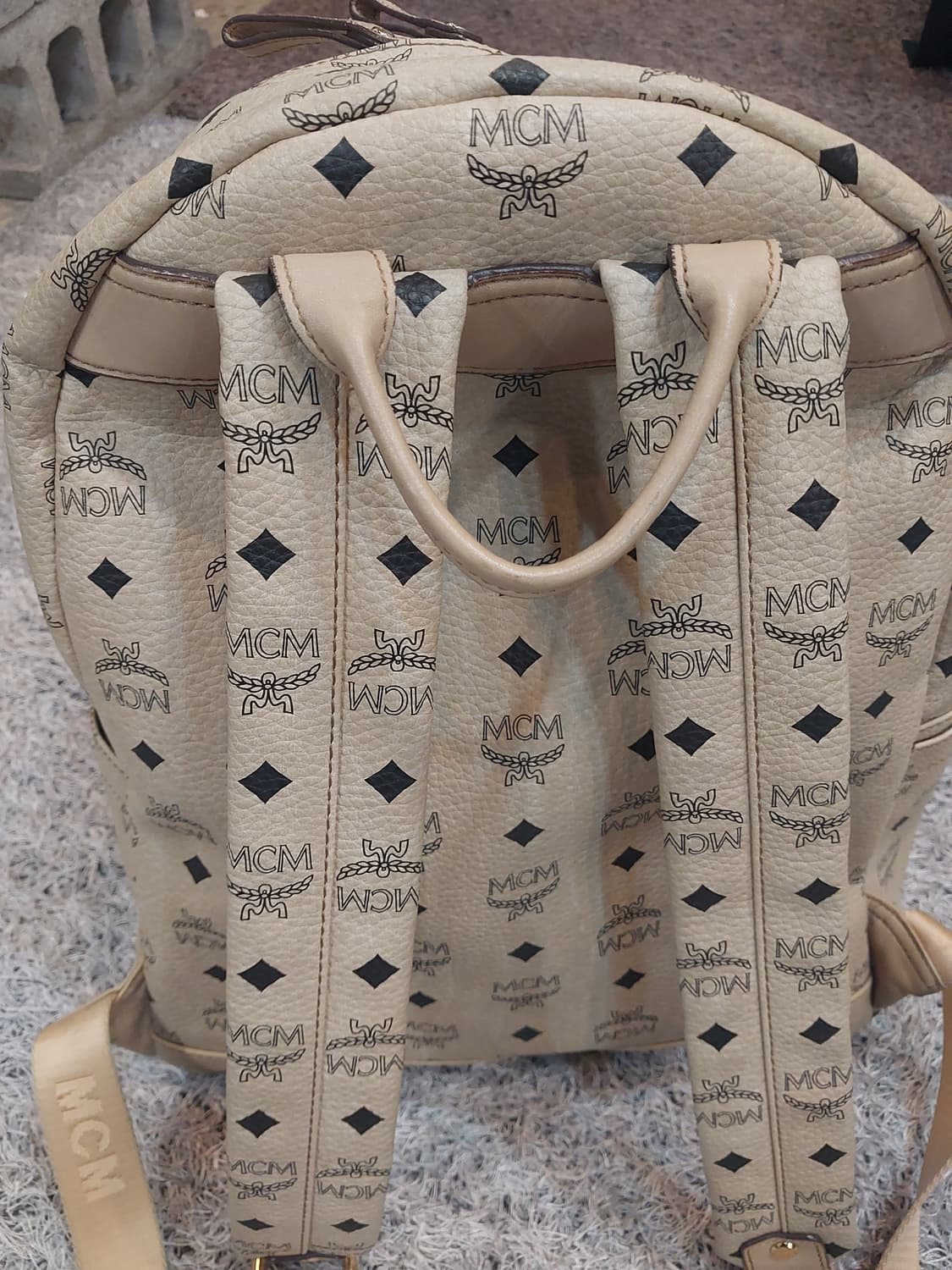 MCM 비세토스 스터드 백팩 (정품 상품이미지2