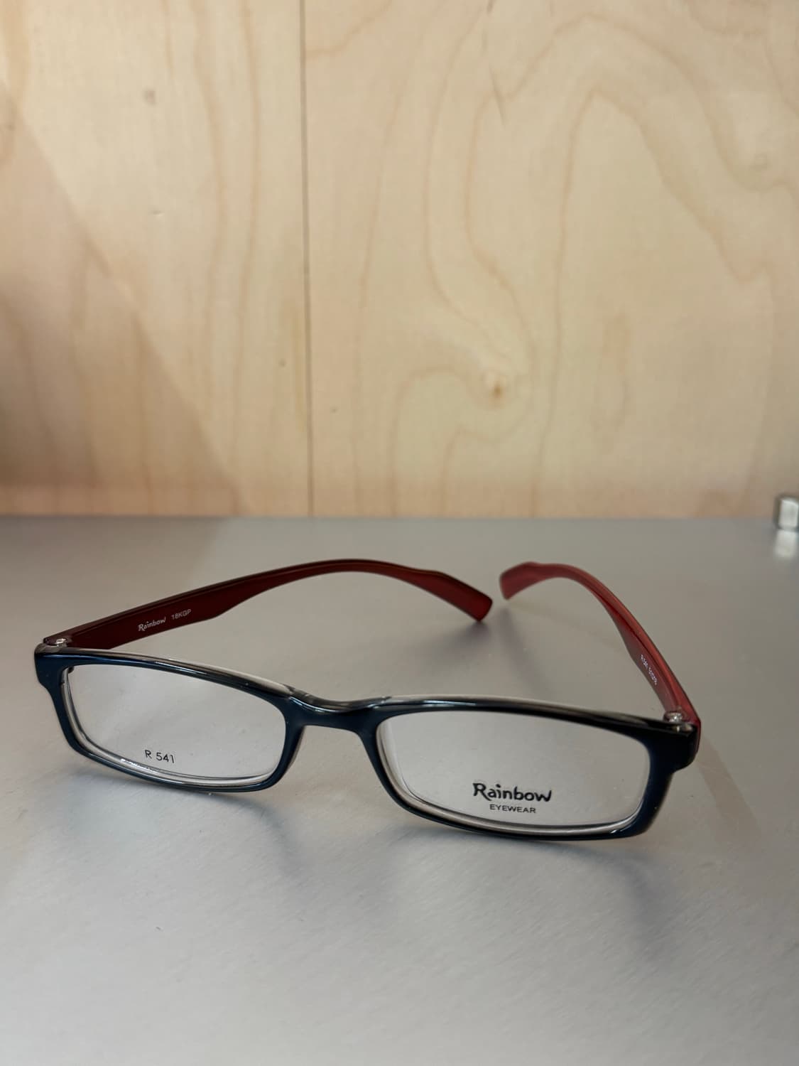 블랙 프레임 레드 템플 스퀘어 안경 상품이미지1