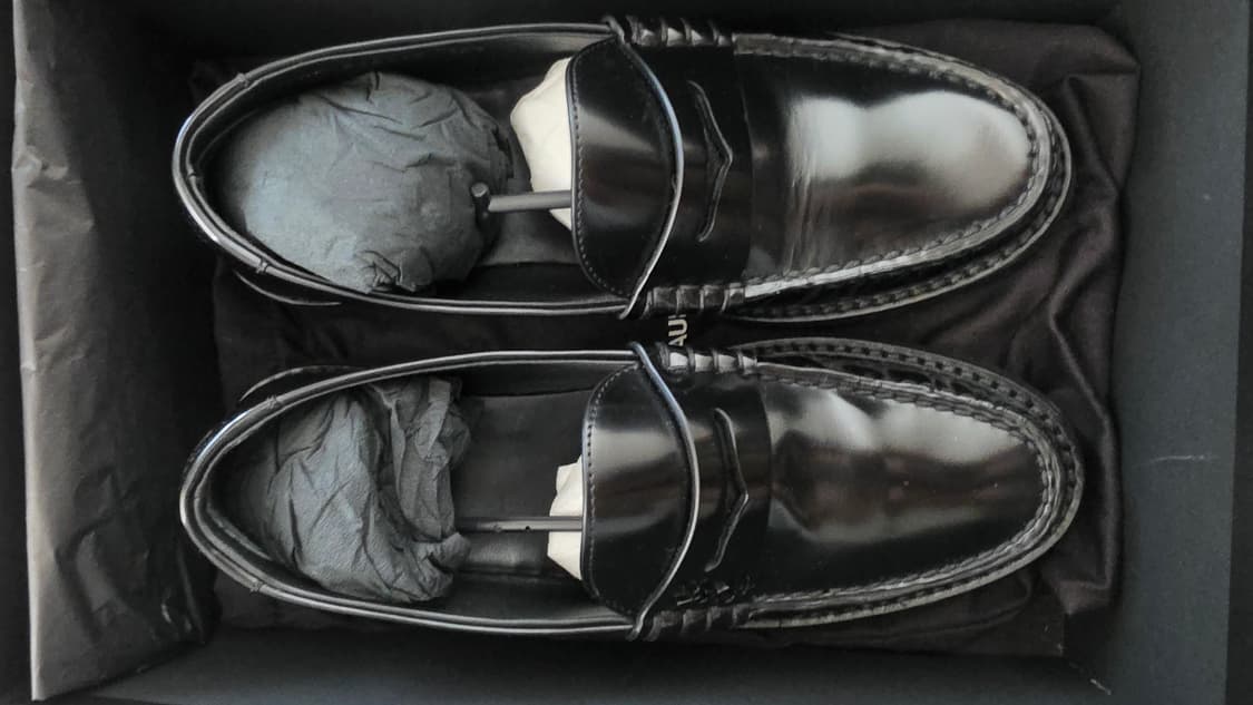 생로랑 모노그램 청키 페니로퍼 상품이미지1