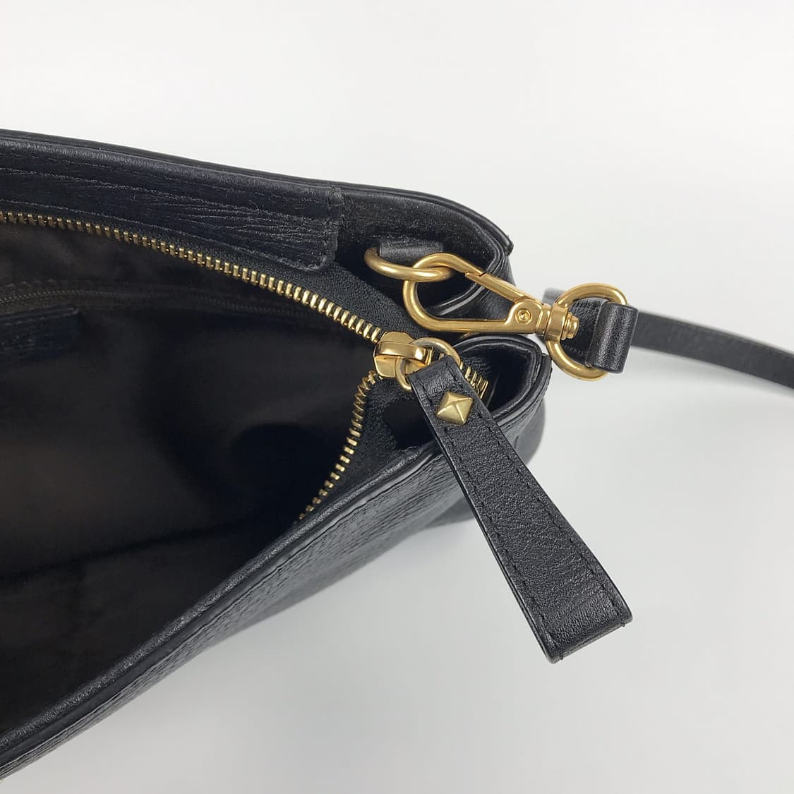 헤지스 HAZZYS 가죽 여성 크로스백 가방 상품이미지7