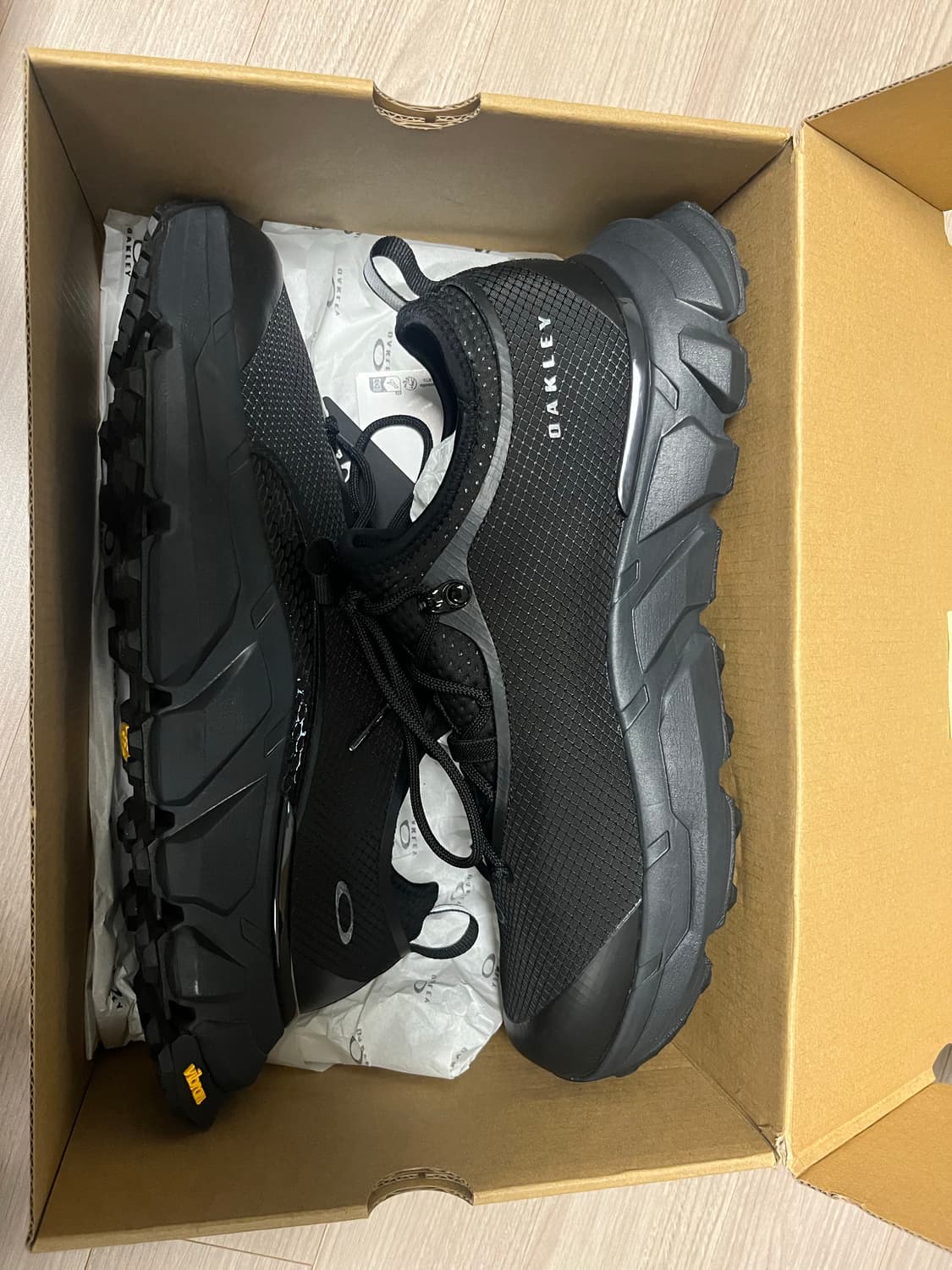 오클리 라이트 쉴드 트리플 블랙(290) 상품이미지2