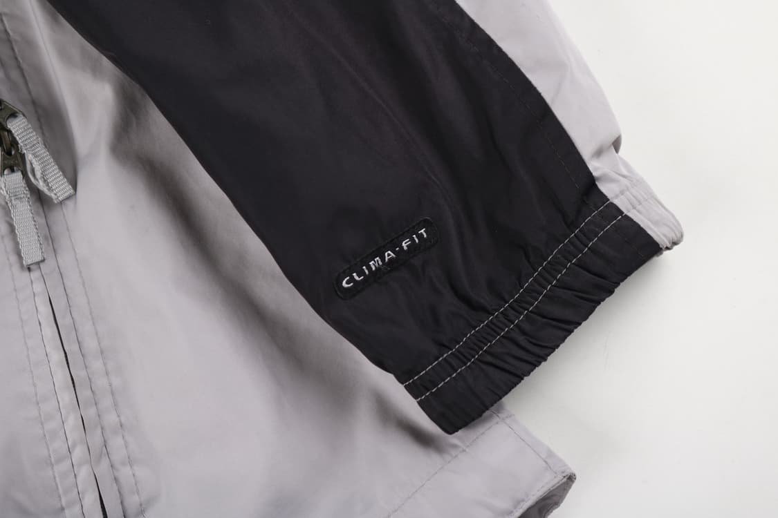 [S] 나이키 02-04 맨유 레인자켓 상품이미지2