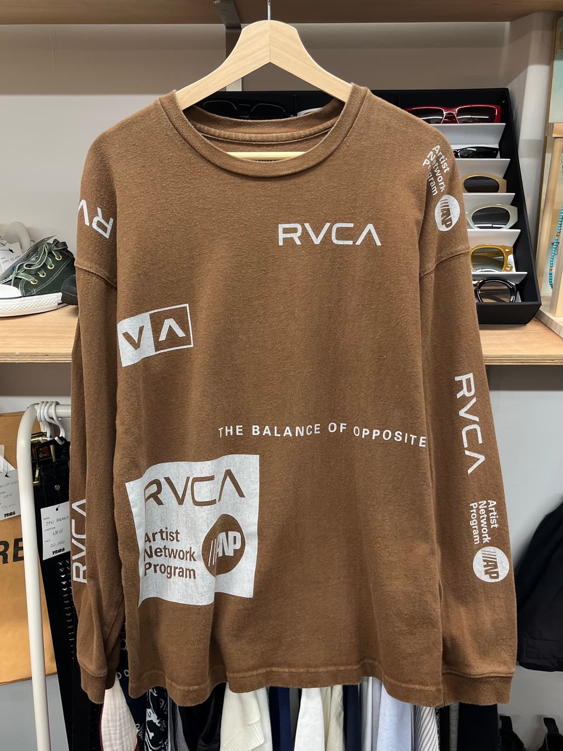 [95] RVCA 루카 롱슬리브 S 상품이미지1
