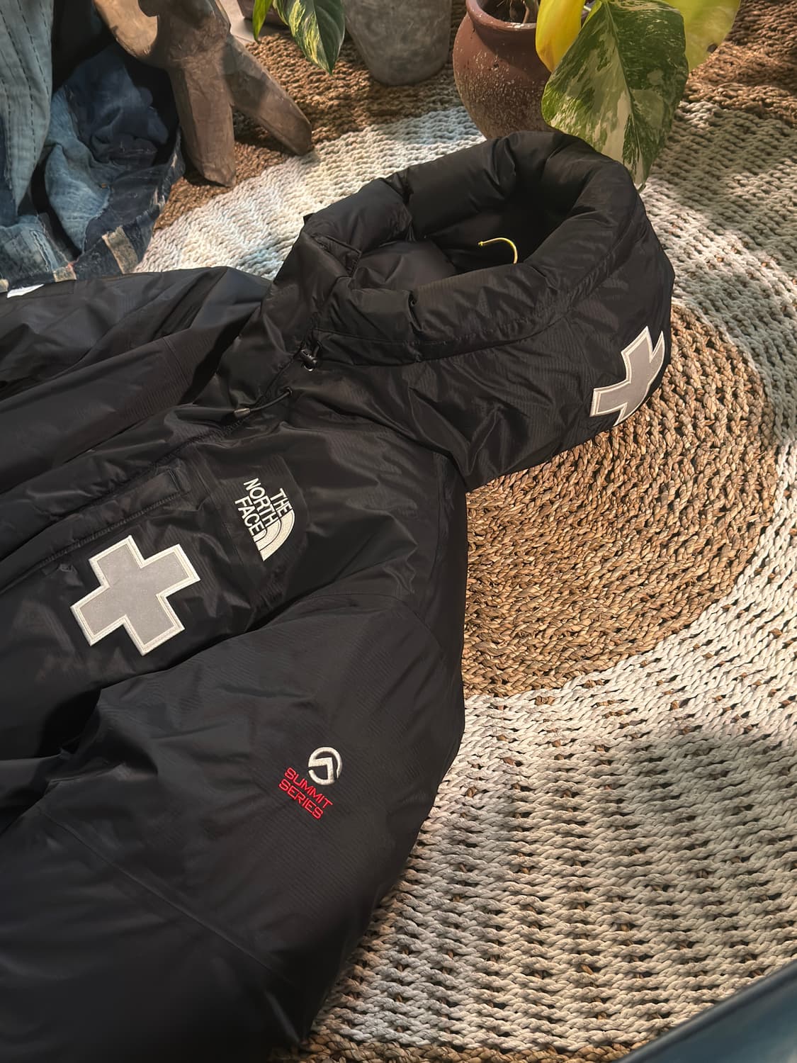 슈프림x노스페이스 서밋 레스큐 파카 L size 상품이미지2