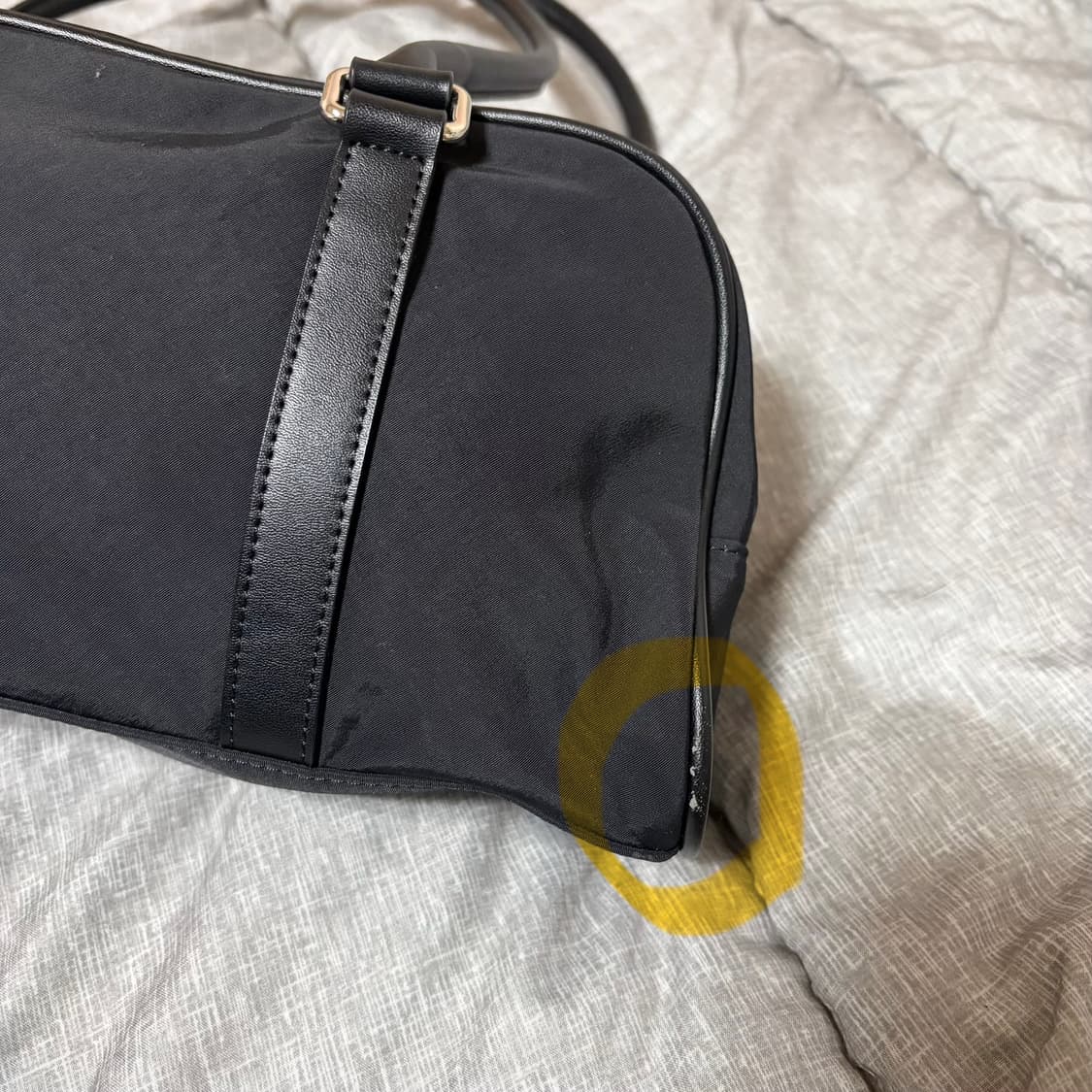 히어리 나일론 숄더백 - Ember Boston Bag(Black) 상품이미지6