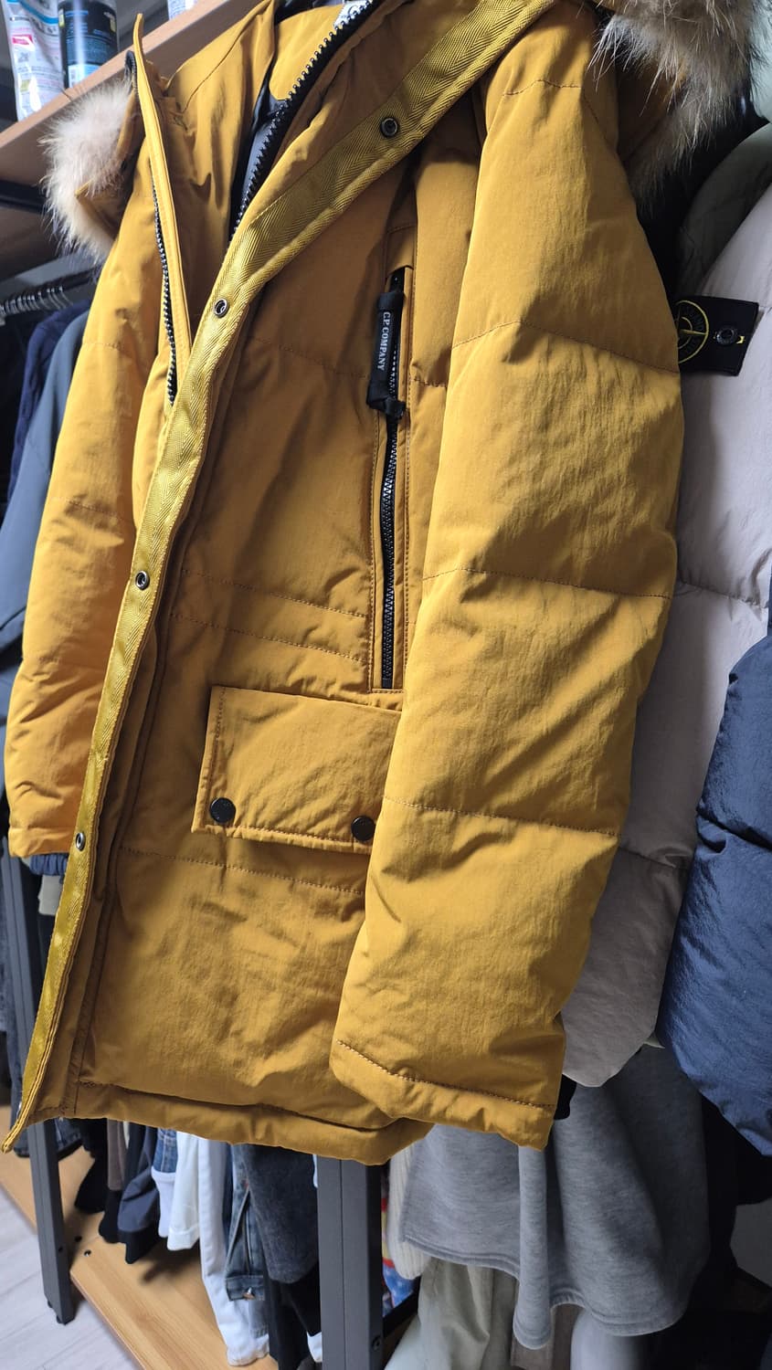 C.P. Company 남성 패딩 겨자색 상품이미지10