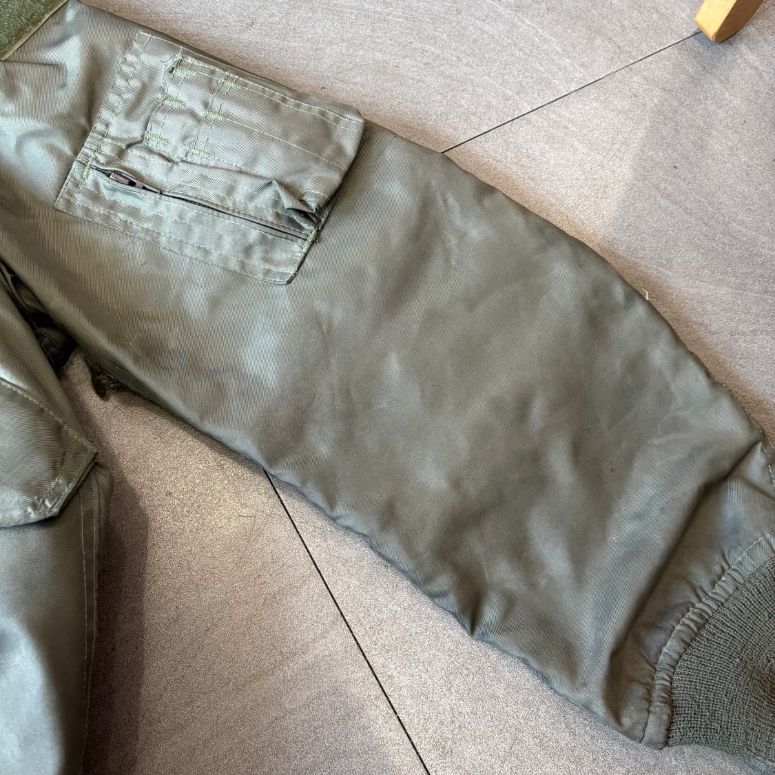 97년 생산 미 공군 플라이트 CWU-36 자켓 상품이미지7