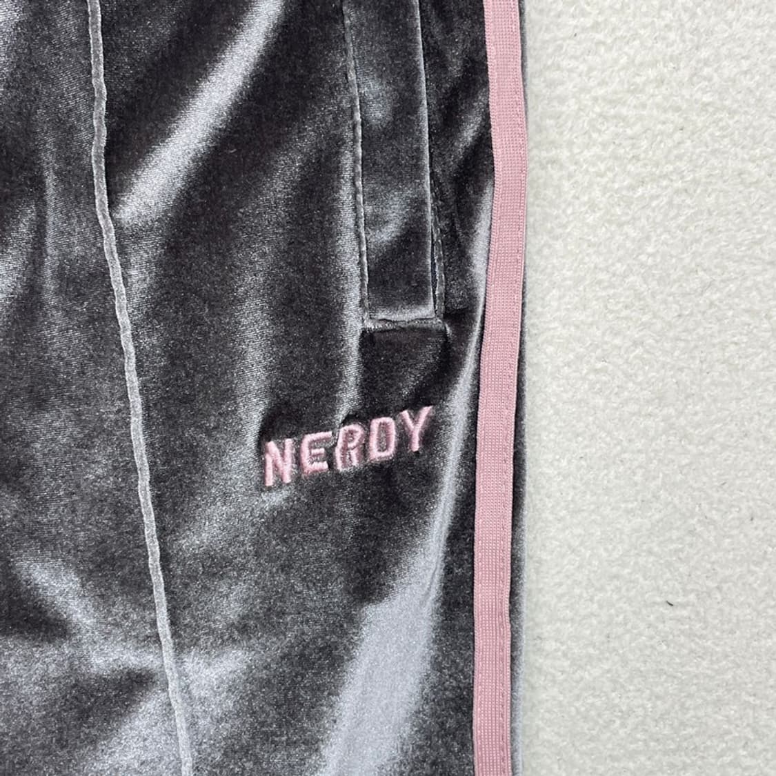 NERDY 벨벳 트레이닝 팬츠 실버 XS 상품이미지2