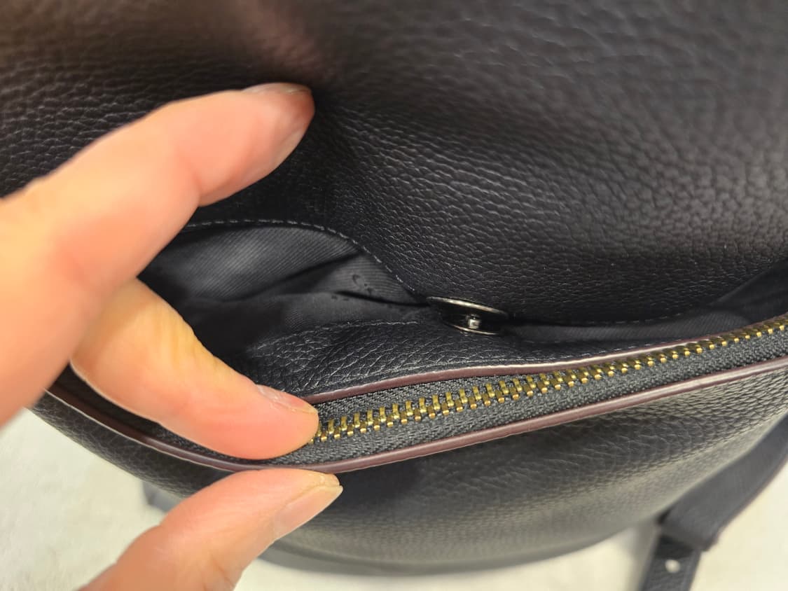 코치 남여공용 가죽 백팩 블랙 상품이미지9