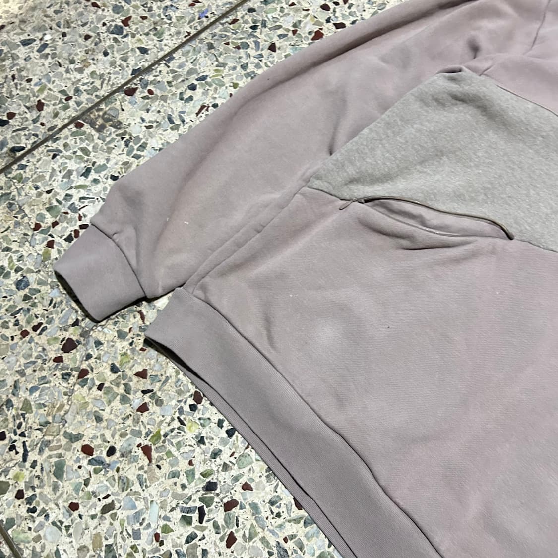 아디다스(ADIDAS)오리지널 에센셜 후드티 상품이미지3