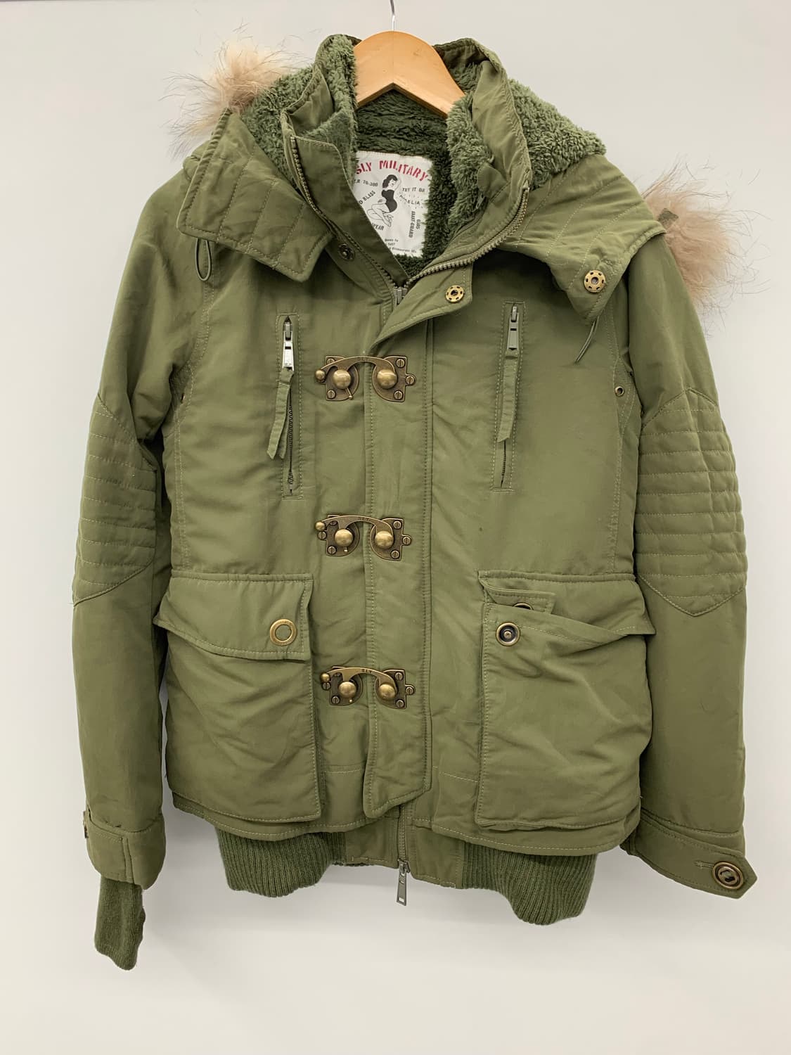 Sly y2k 퍼 트리밍 밀리터리 버클 자켓 상품이미지7