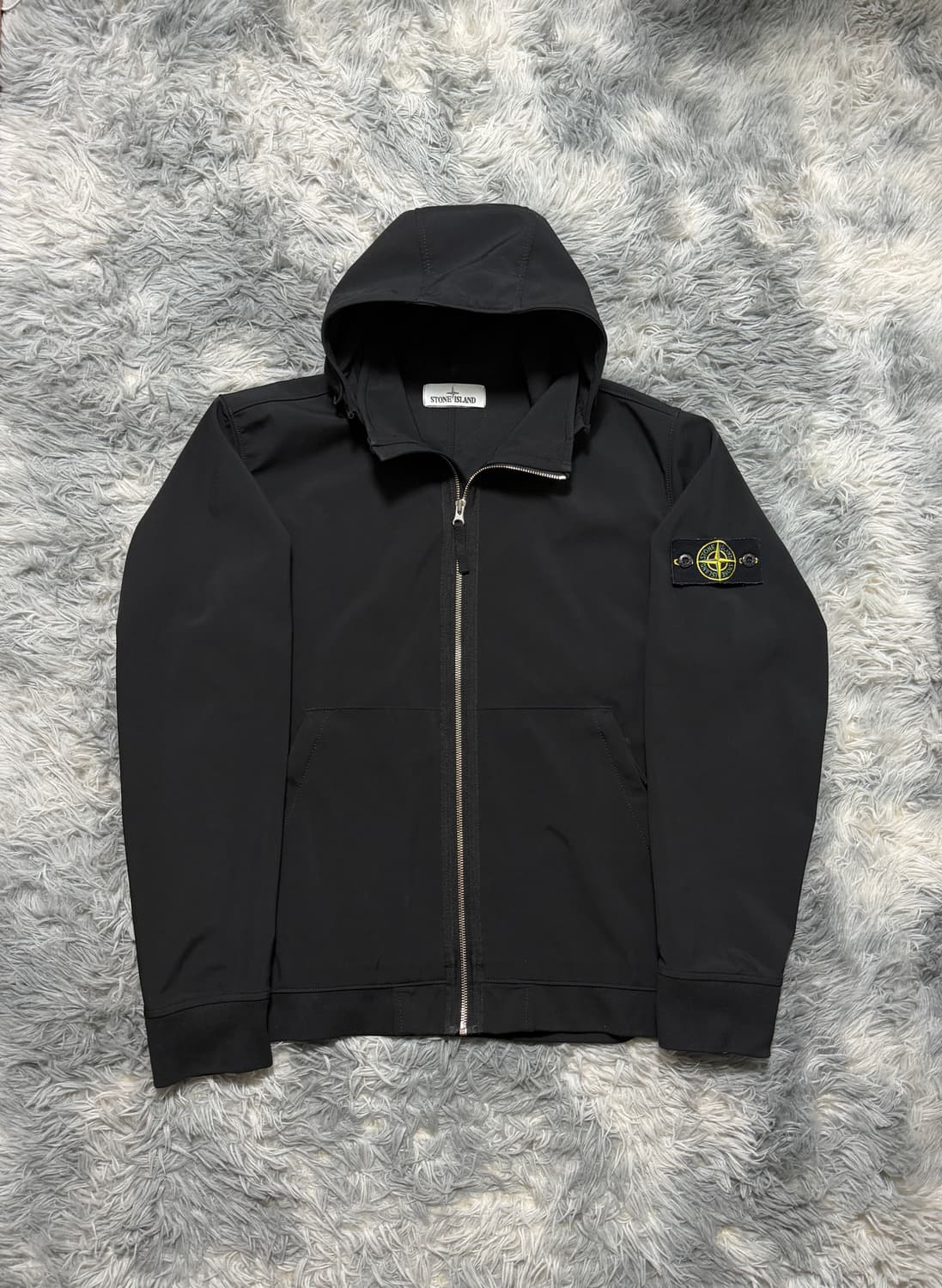 스톤아일랜드 소프트쉘 블랙 {size L} 상품이미지1