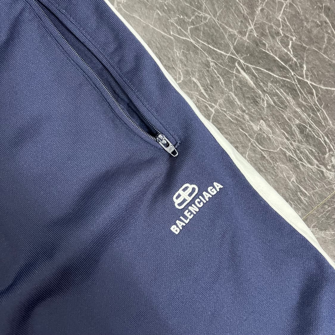 발렌시아가 B로고 스포티 트랙팬츠 상품이미지6