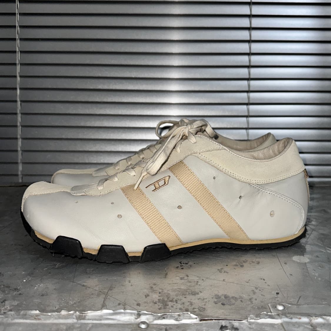 00s 레어 데드스톡 디젤 스퀘어토 스니커즈 풀박스 상품이미지4