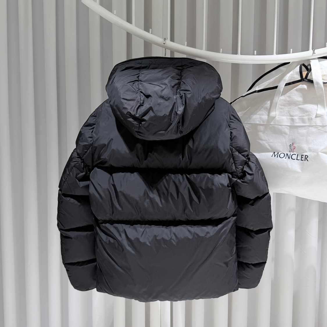 (A+/3) / 몽클레어 몽클라 블랙 패딩 상품이미지4