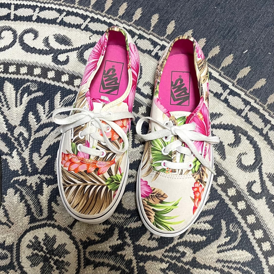 반스 (우먼) 플라워패턴 어센틱 슈즈 상품이미지2