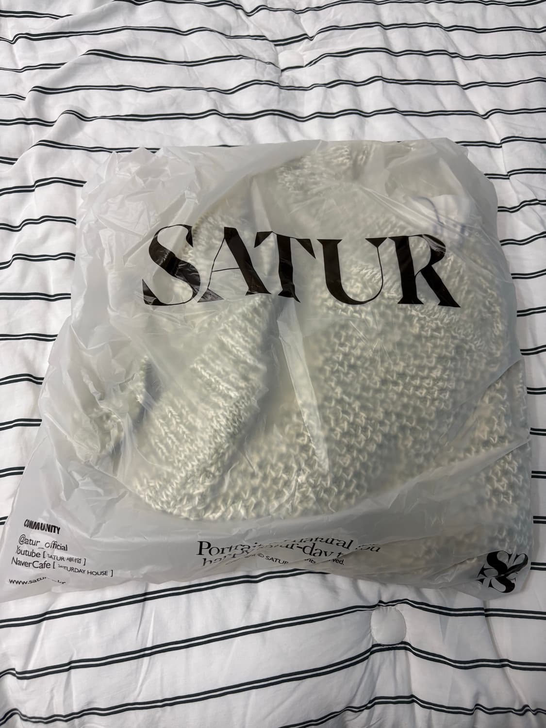 새상품 SATUR 새터 니트 베스트 Saturday Green M 상품이미지2