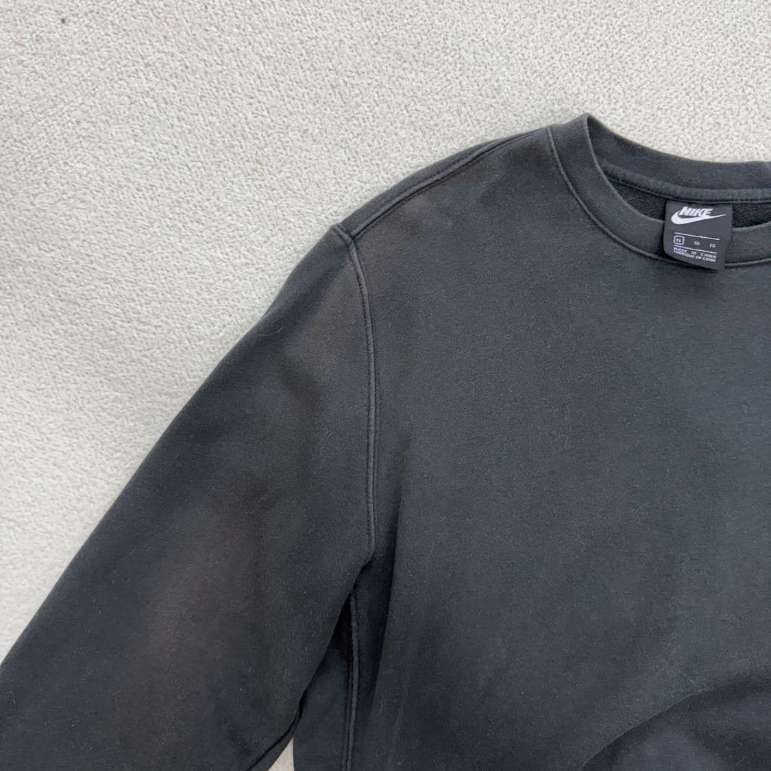 [XL] 나이키 솔로스우시 라운드 맨투맨 스웻셔츠 3707 상품이미지3