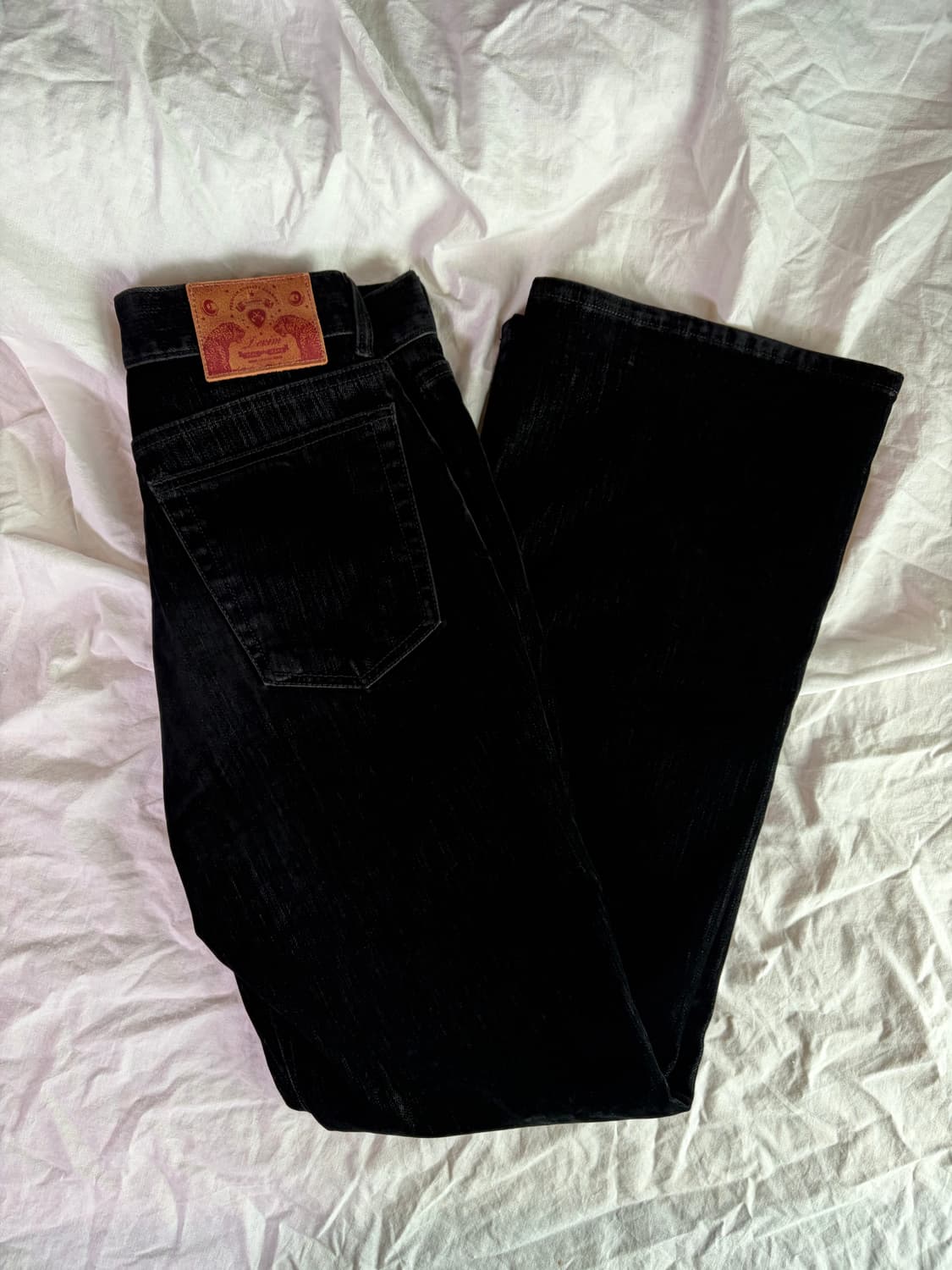 엘무드 슬래시 플레어 데님 벨벳틴 블랙 / 44 / lmood 상품이미지1