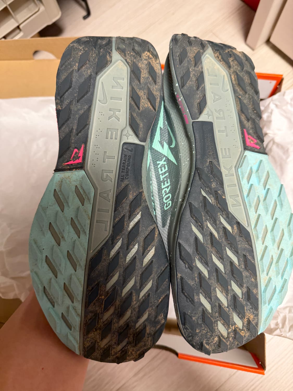 나이키 페가수스 트레일 4 GTX 고어텍스  상품이미지4