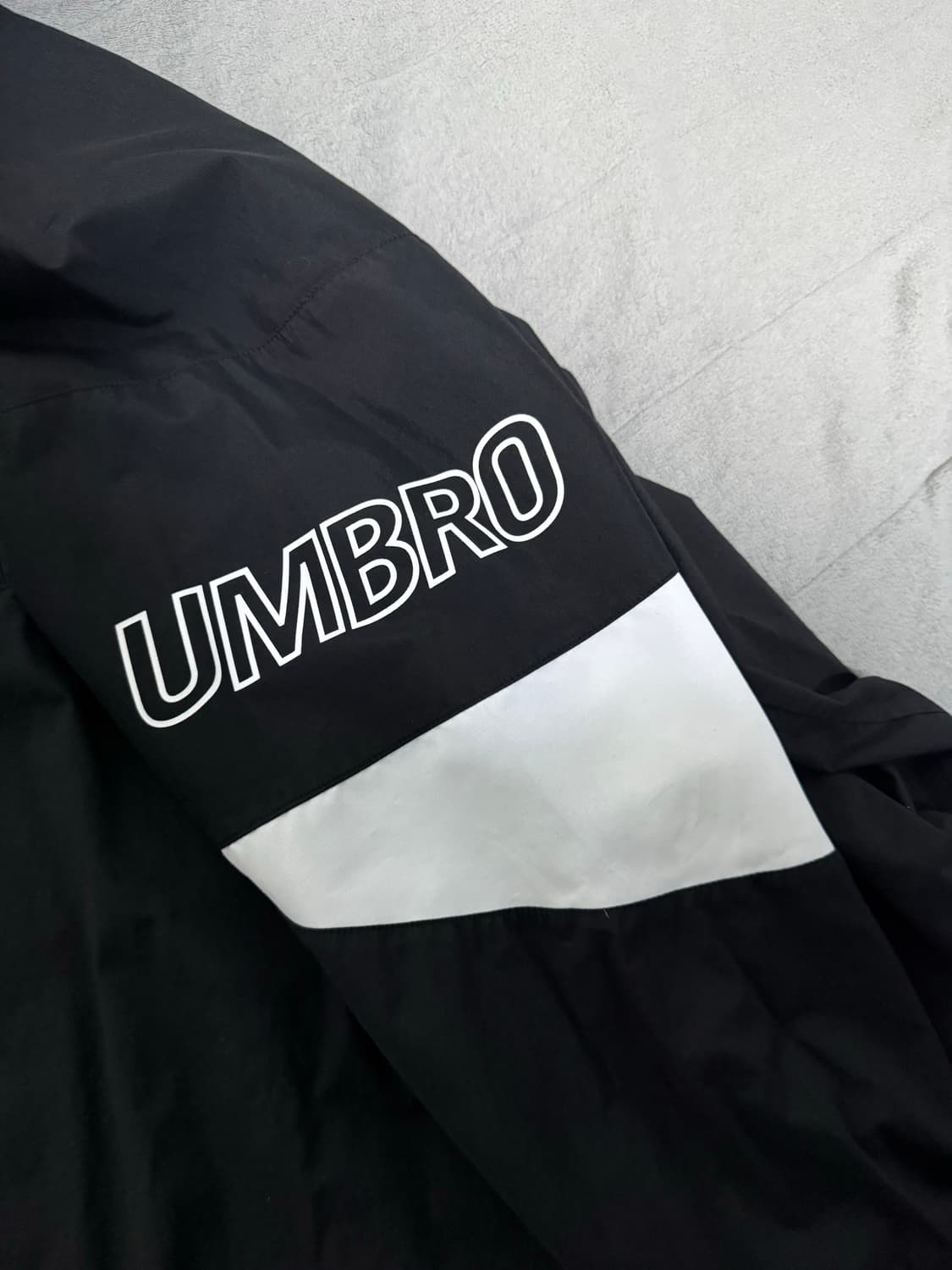 엄브로 아노락 판매합니다 105사이즈 상품이미지2