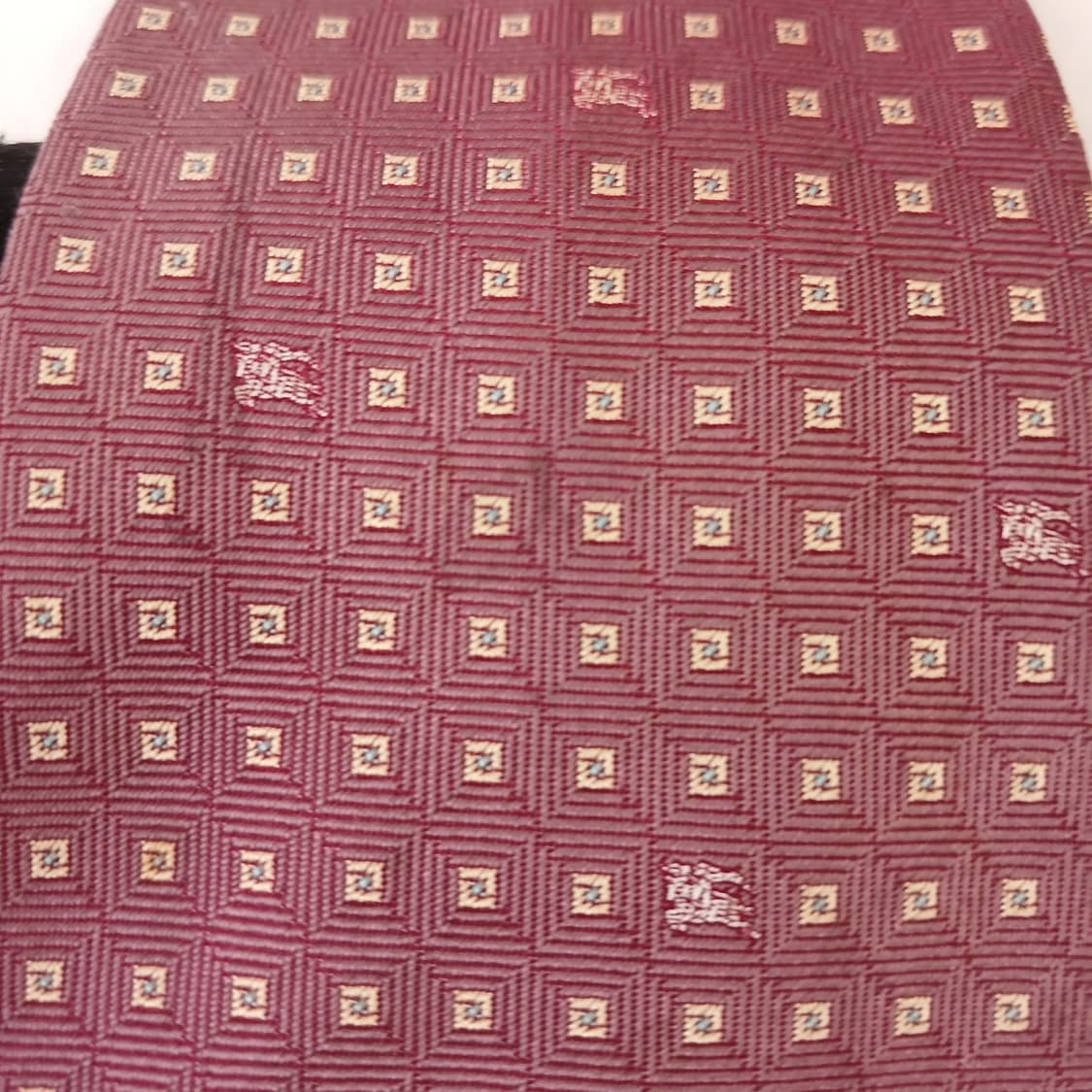 버버리 실크 다크핑크 기마사 자카드 넥타이 9.6cm B등급 A19031 상품이미지2