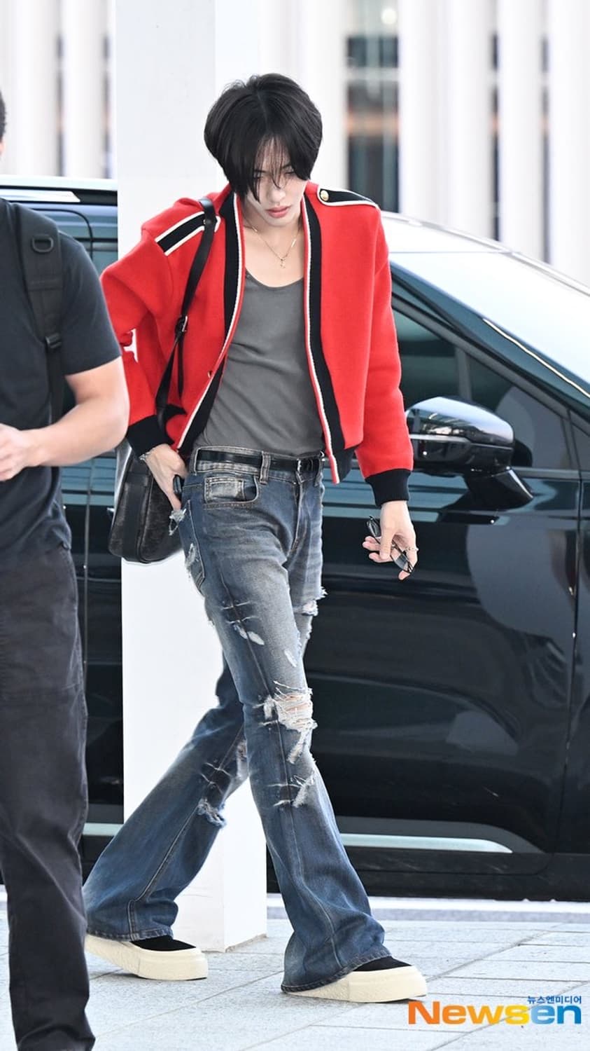 [라이즈 원빈님 착용] 셀린느 19fw 테디 울 가디건 상품이미지3