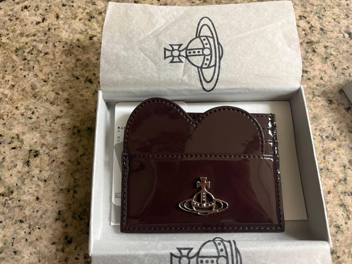 비비안웨스트우드 페이턴트 카드지갑 상품이미지2