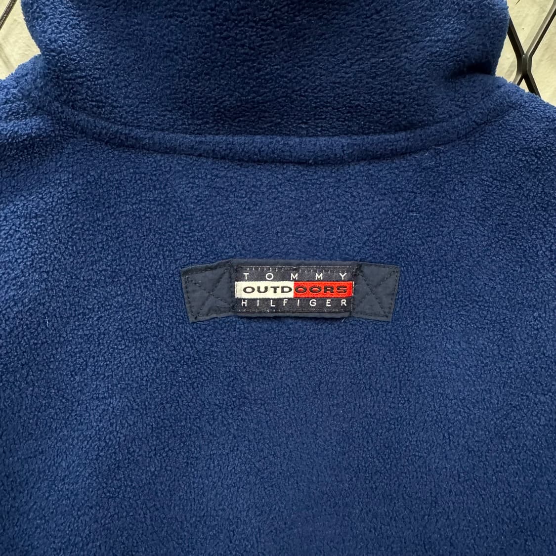 90s 타미힐피거 스냅 버튼 오버플리스 전면 빅플래그 포인트 블루 상품이미지6