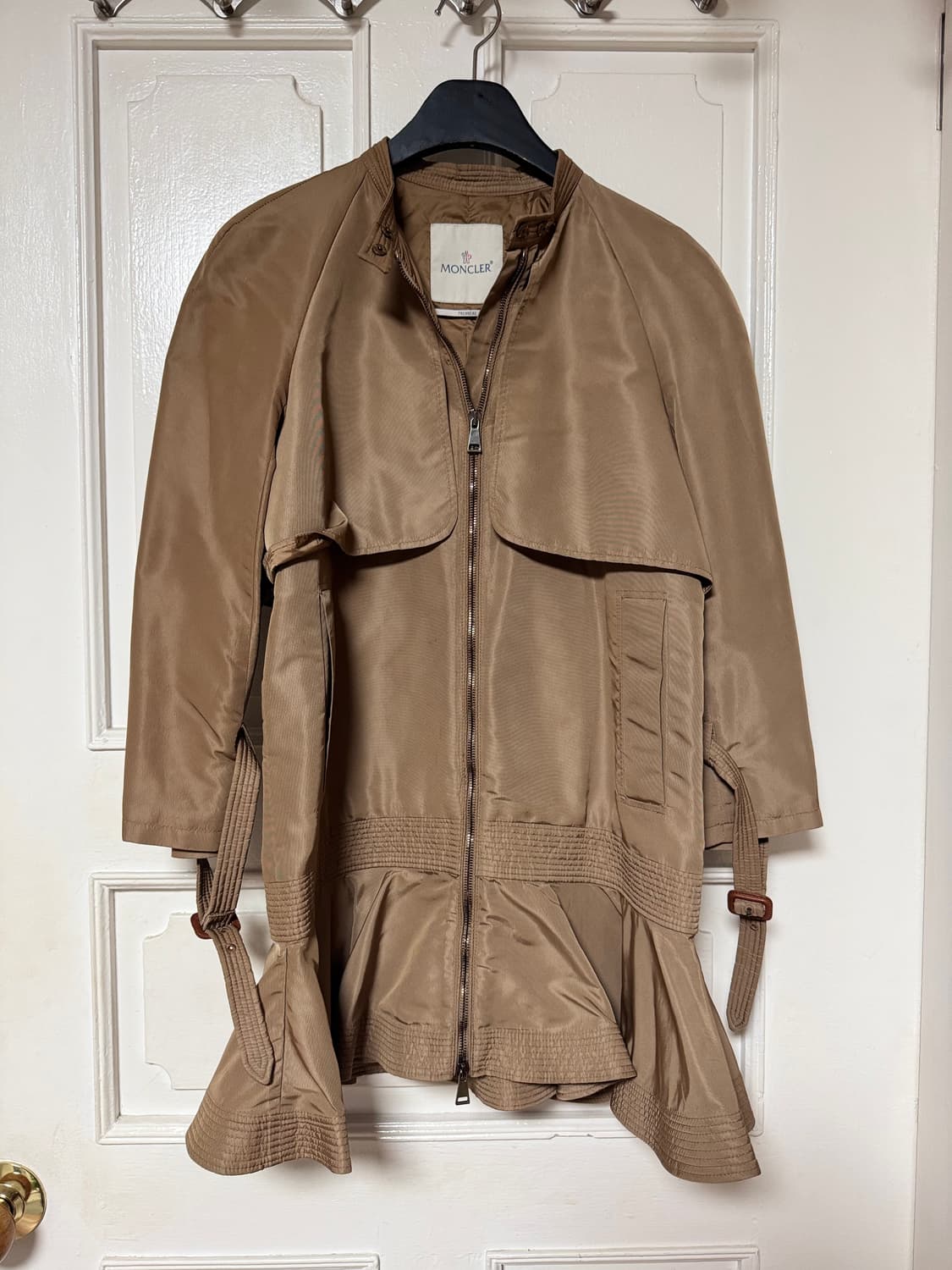 몽클레어 프리미어 여성 야상 자켓 브라운 상품이미지1