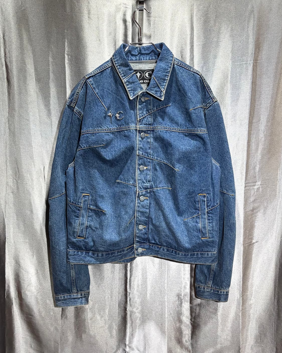 3 Thug Club 떠그클럽 심볼 레더패치 절개 데님자켓 상품이미지3