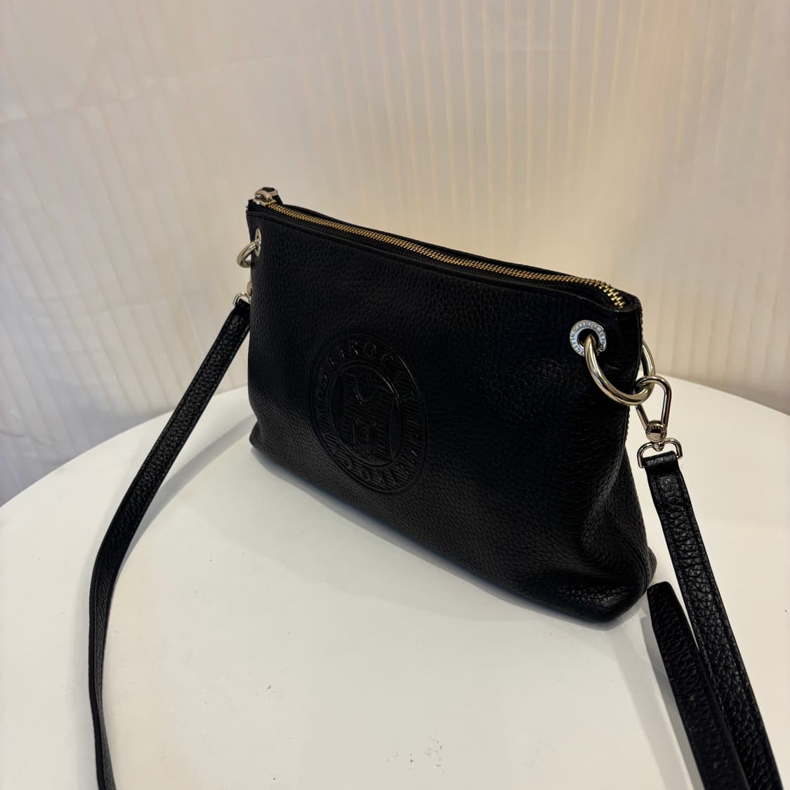 정품 메트로시티 가죽 크로스백     상품이미지5