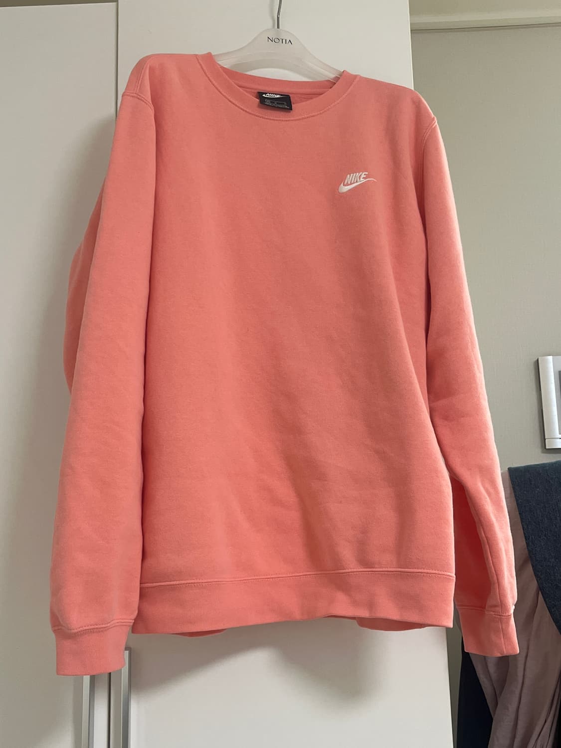 나이키 맨투맨 상품이미지1