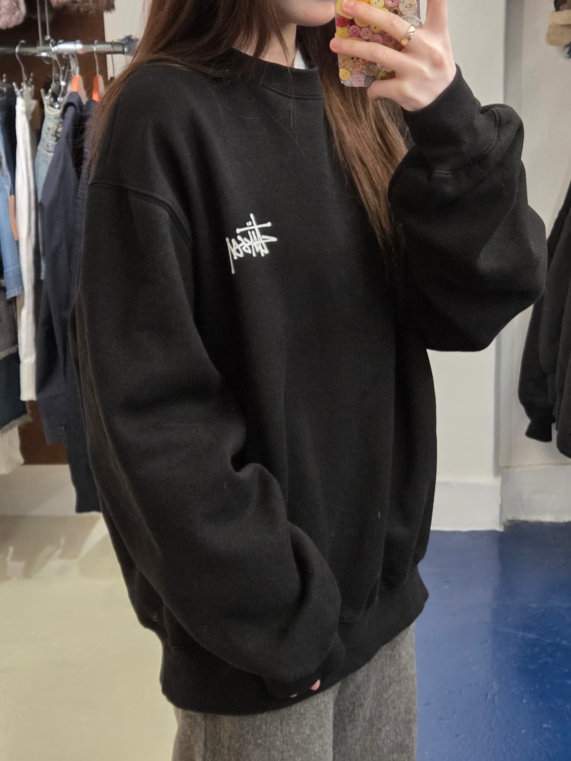 Stussy 스투시 스탁로고 맨투맨 상품이미지1