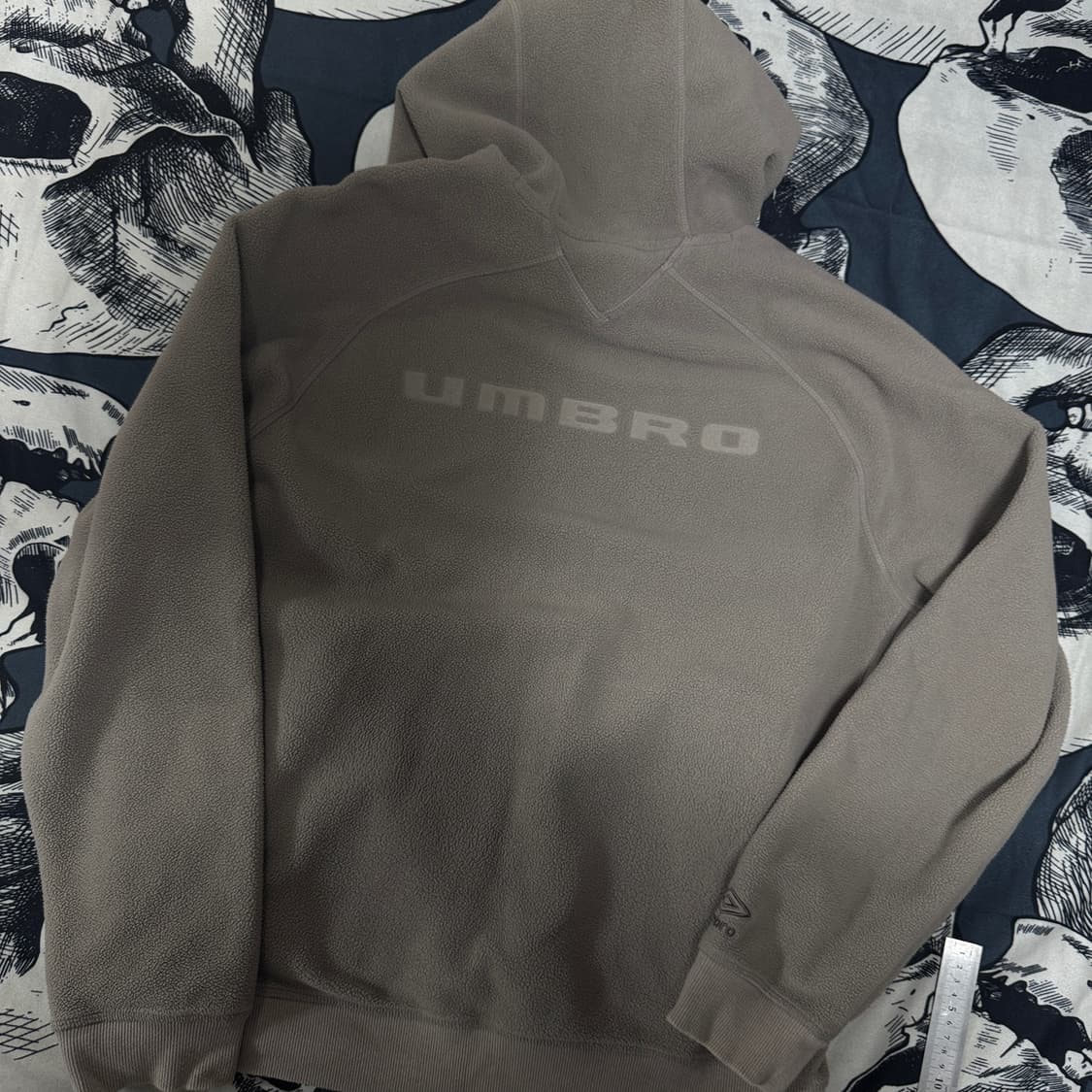 엄브로 후리스 후드티 95 사이즈  상품이미지6