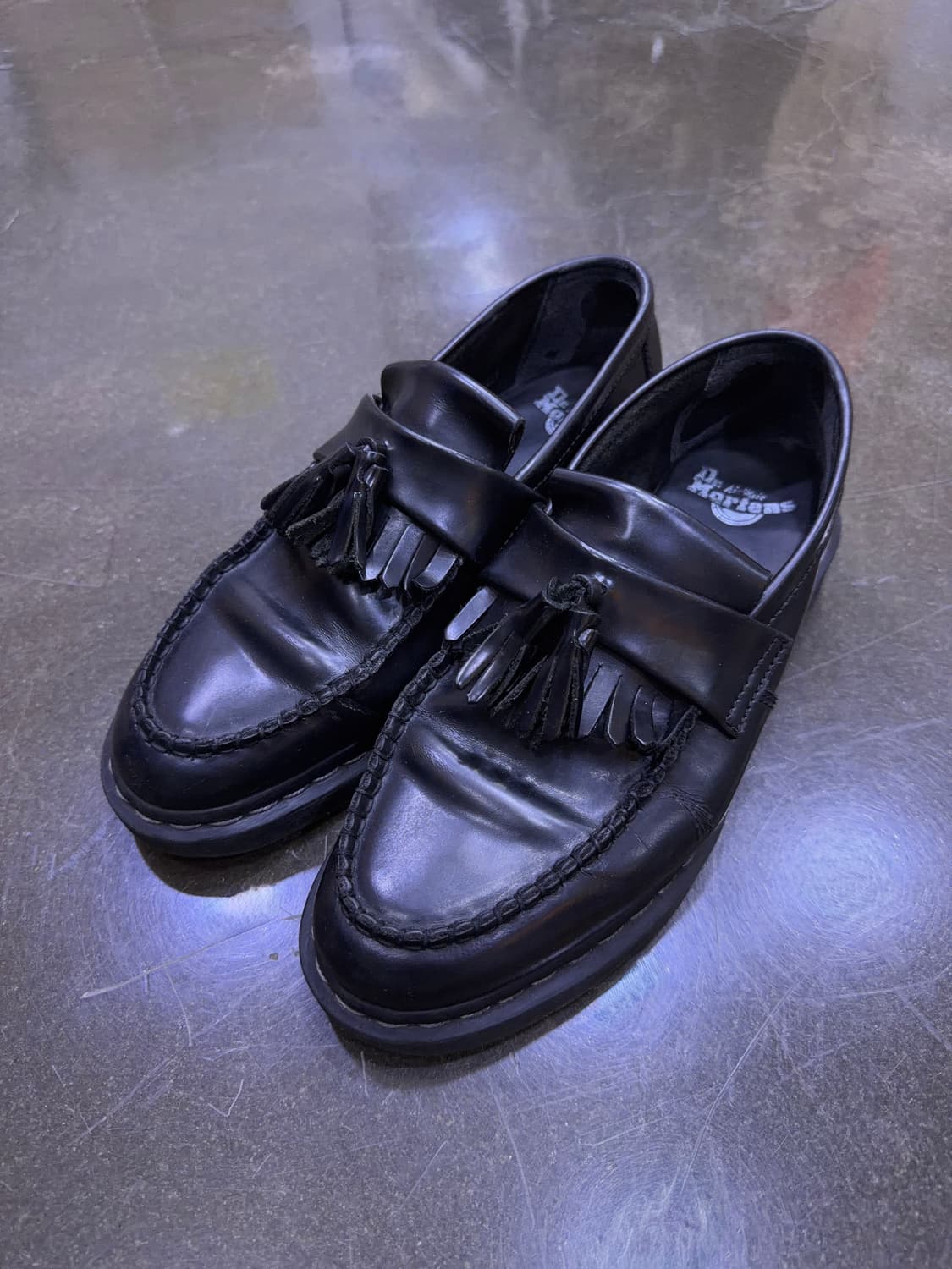 닥터마틴 아드리안 태슬로퍼 블랙 슈즈 270 상품이미지1