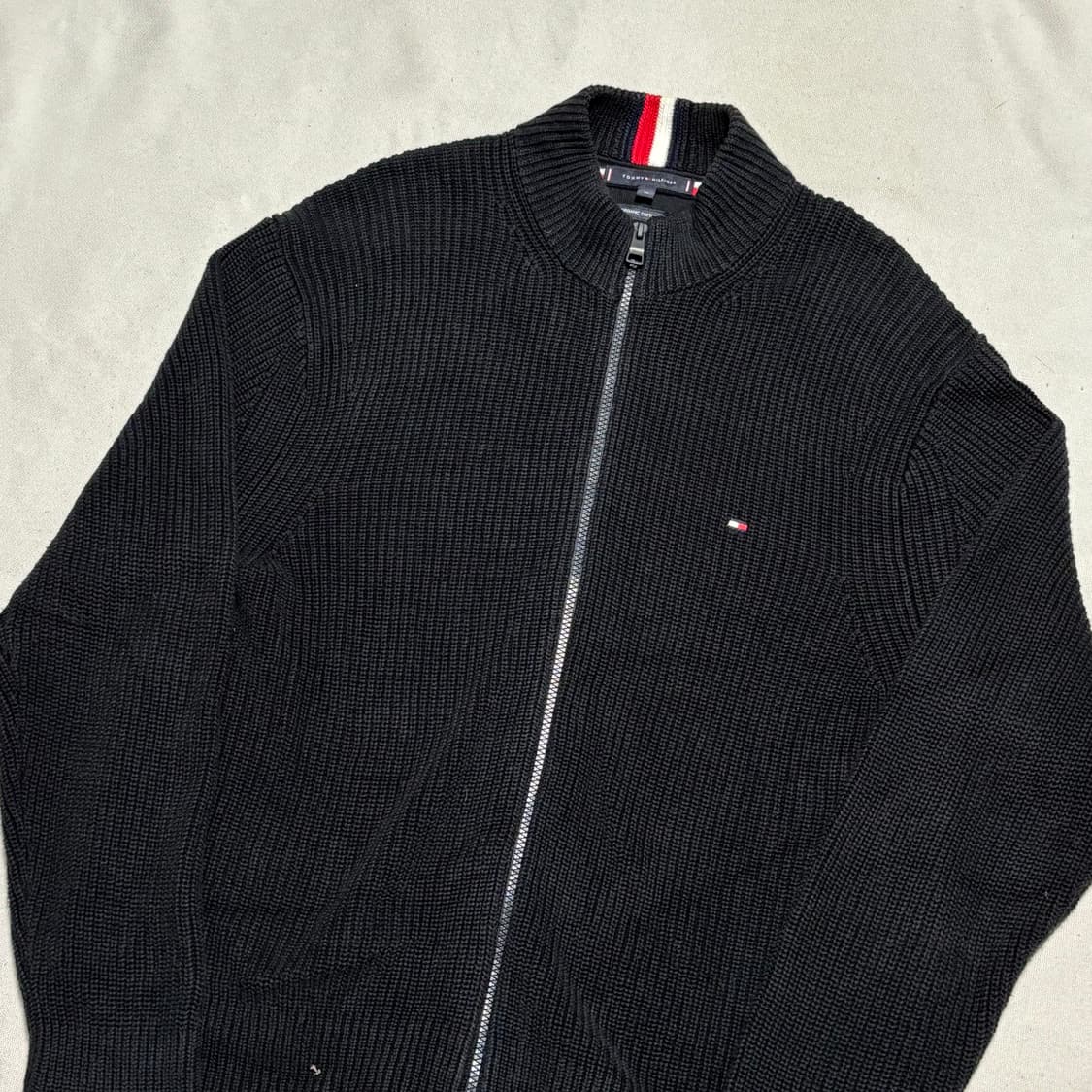 XL 타미힐피거 미니 플래그 블랙 니트 집업 상품이미지1