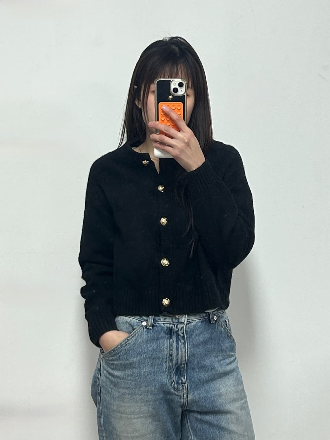 마시모두띠 금장 버튼 크롭 가디건 블랙 상품이미지1