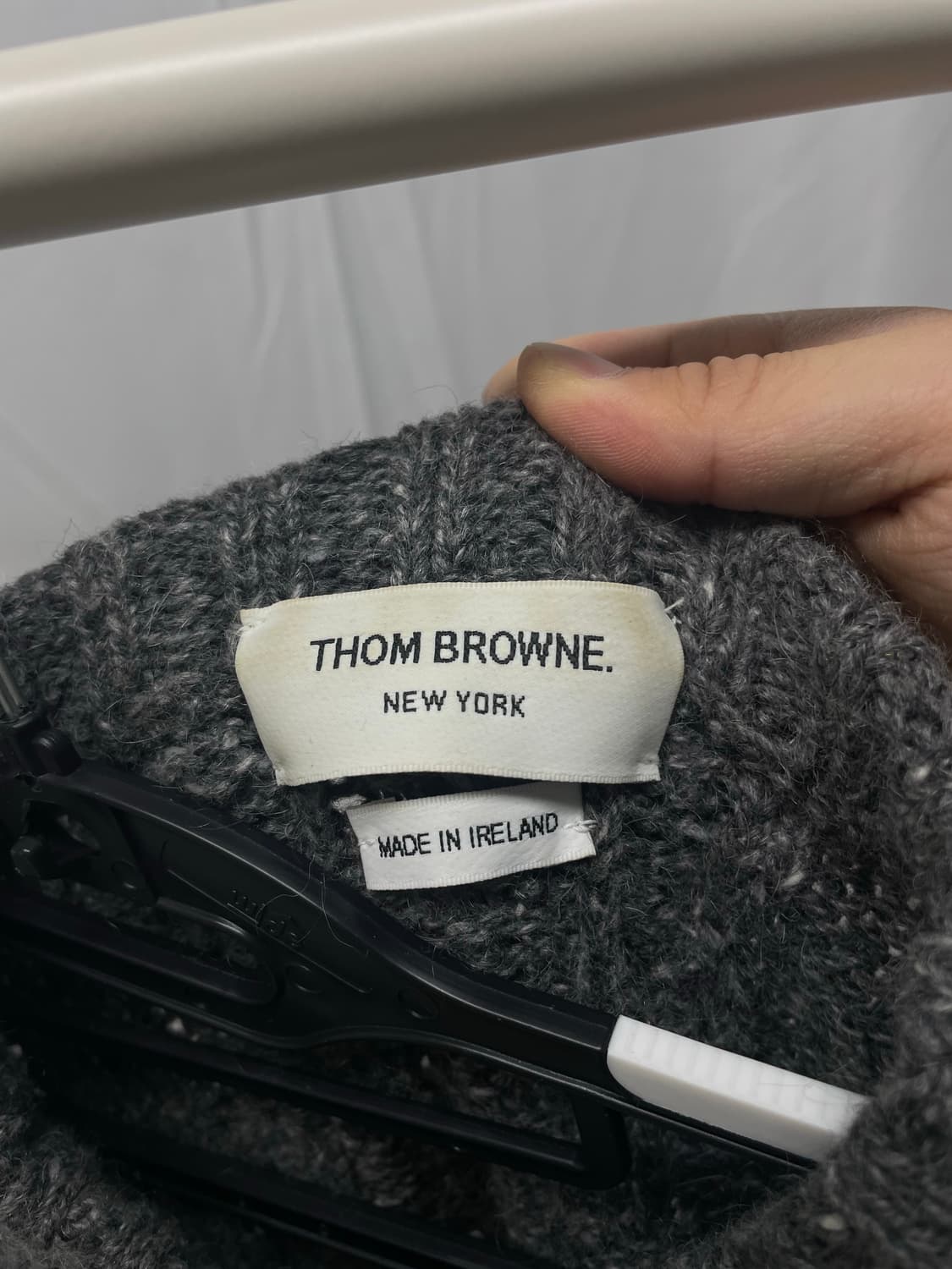 톰브라운 아란케이블 사선완장 니트 [4] 상품이미지2