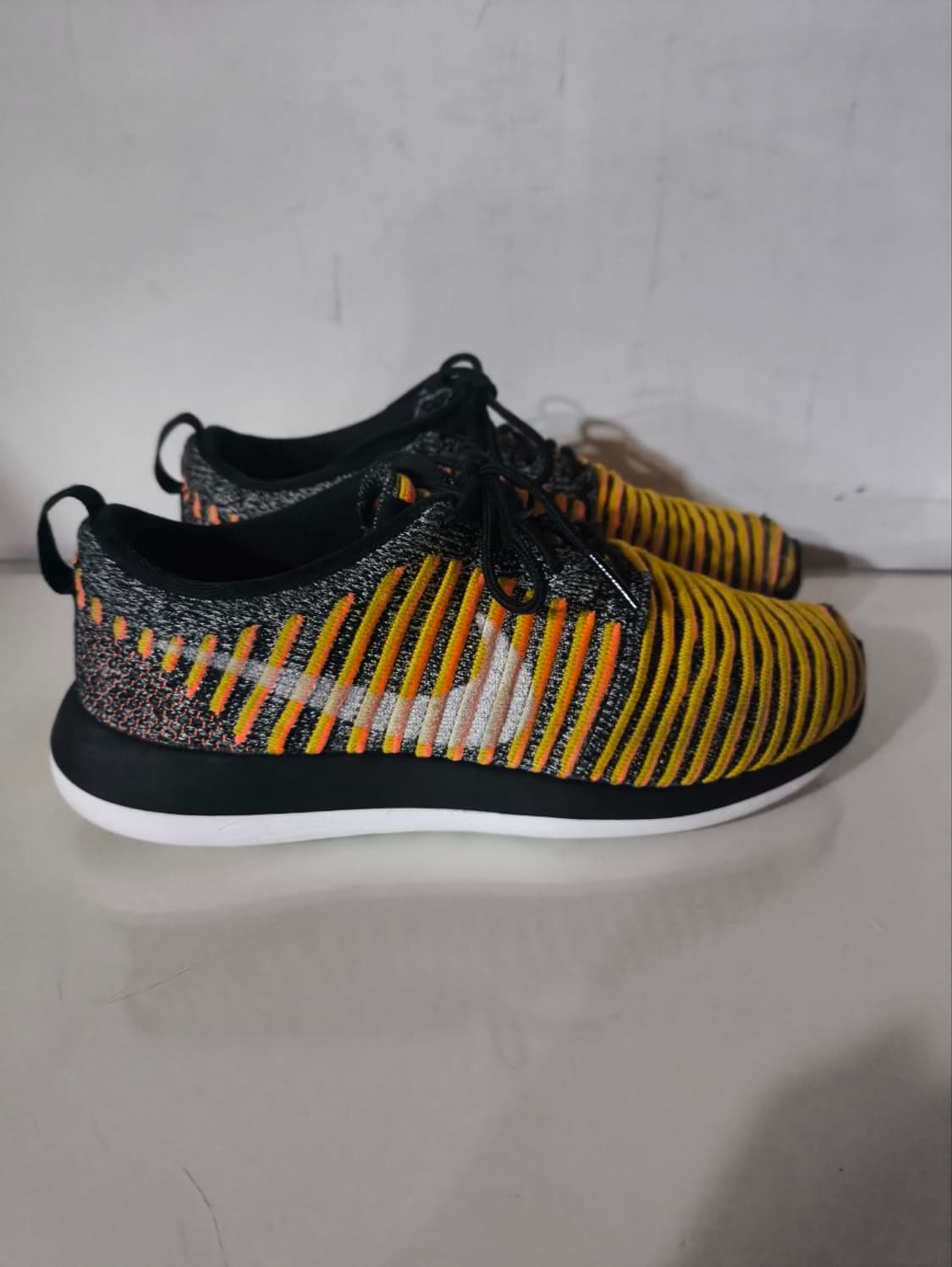 235mm 나이키 로쉬 투 플라이니트 런닝화 상품이미지2