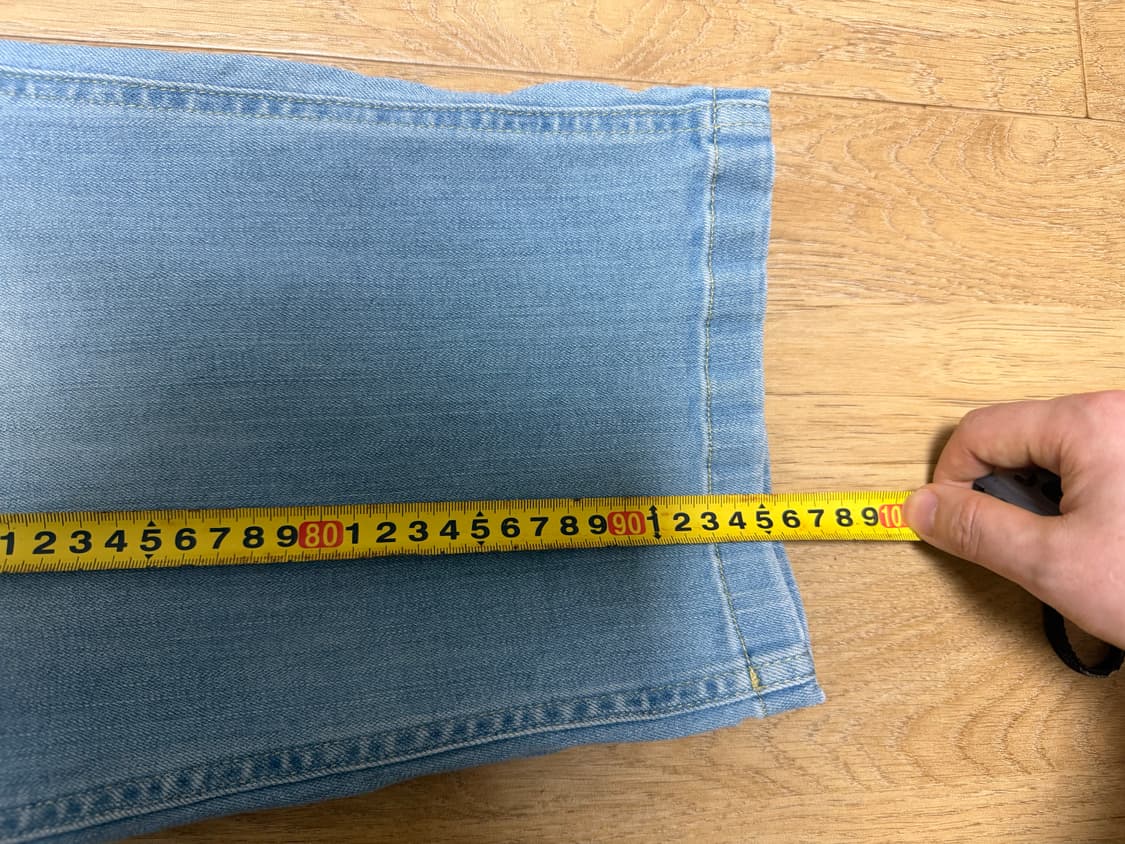 그라미치 루즈테이퍼드 스트레치 데님 팬츠 medium used XL 연청 상품이미지4