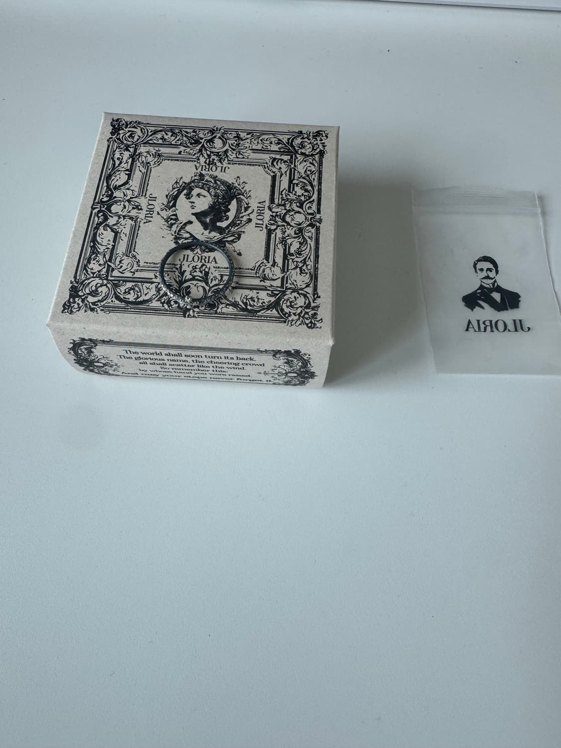 즐로이아 반지 상품이미지1