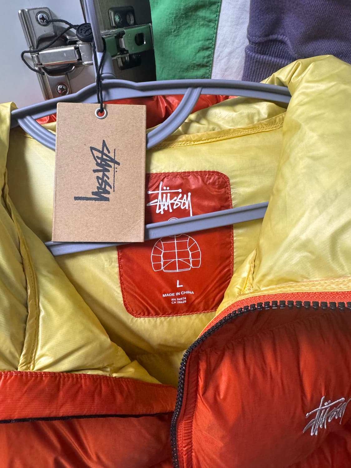 스투시 립스탑 패딩 카옌 L 새제품 팔아요 상품이미지2