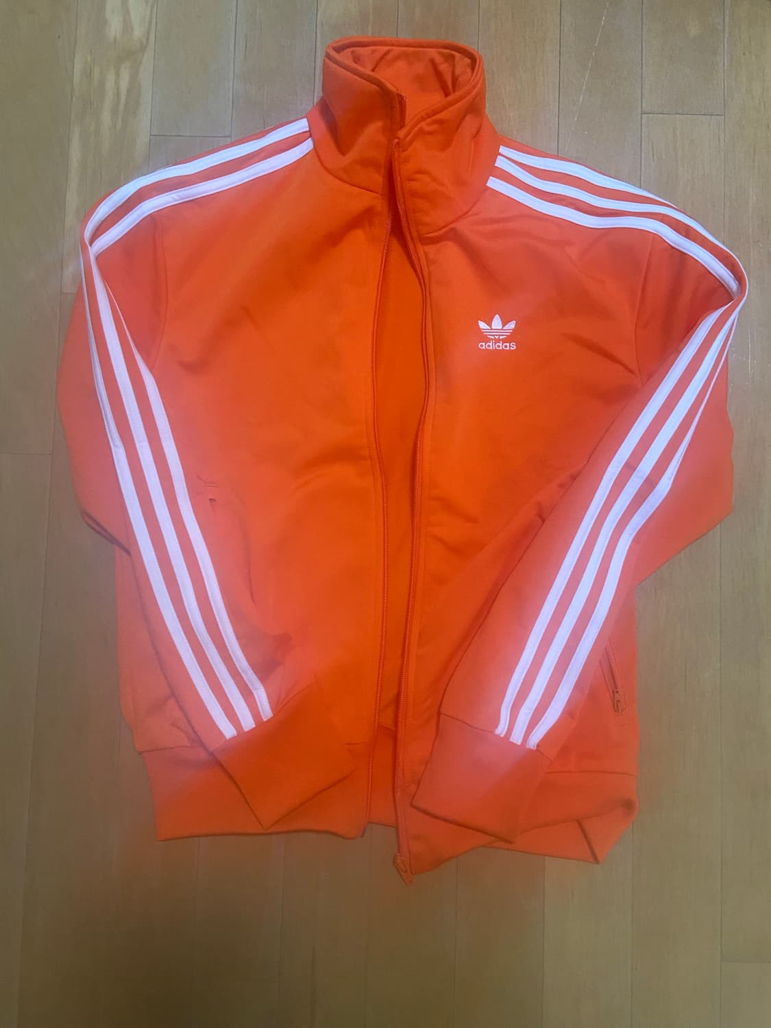 아디다스 트랙탑 상품이미지1