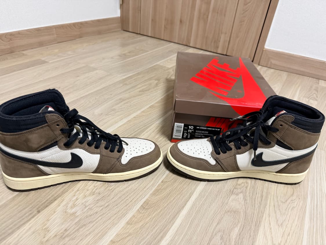 에어조던1 하이 x 트레비스 스캇  상품이미지4