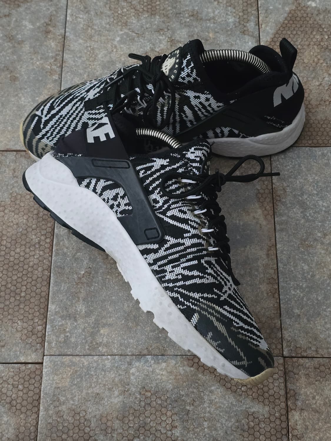 (235)나이키 에어 허라취 런 울트라 자카드 상품이미지4