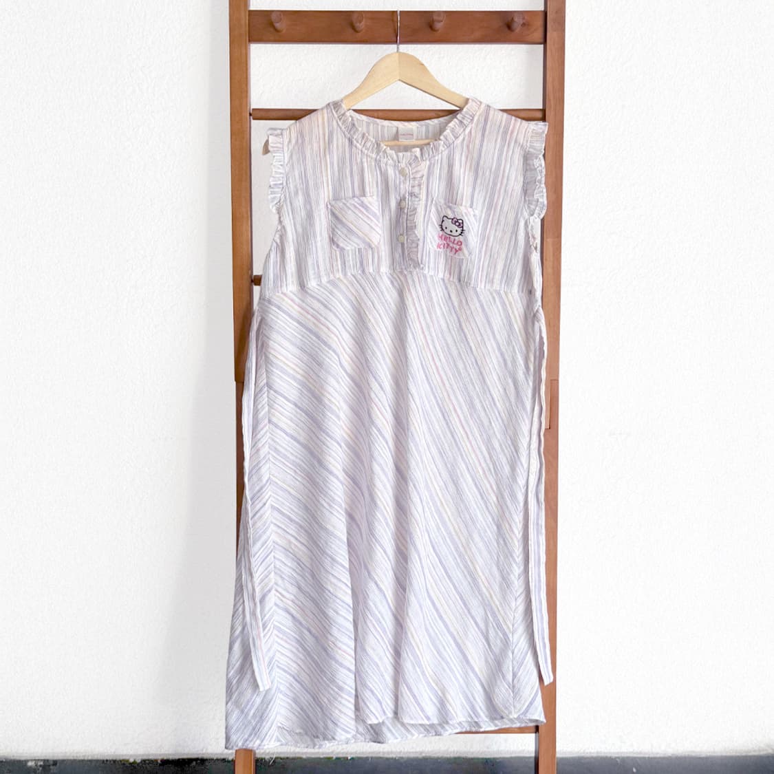 포켓 헬로 키티 스트라이프 원피스 상품이미지1