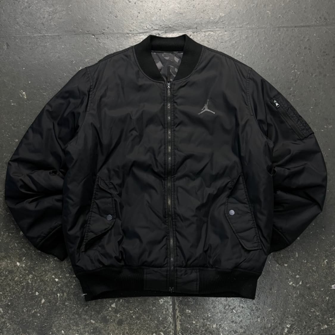 105 조던 리버시블 MA-1 패딩  상품이미지1