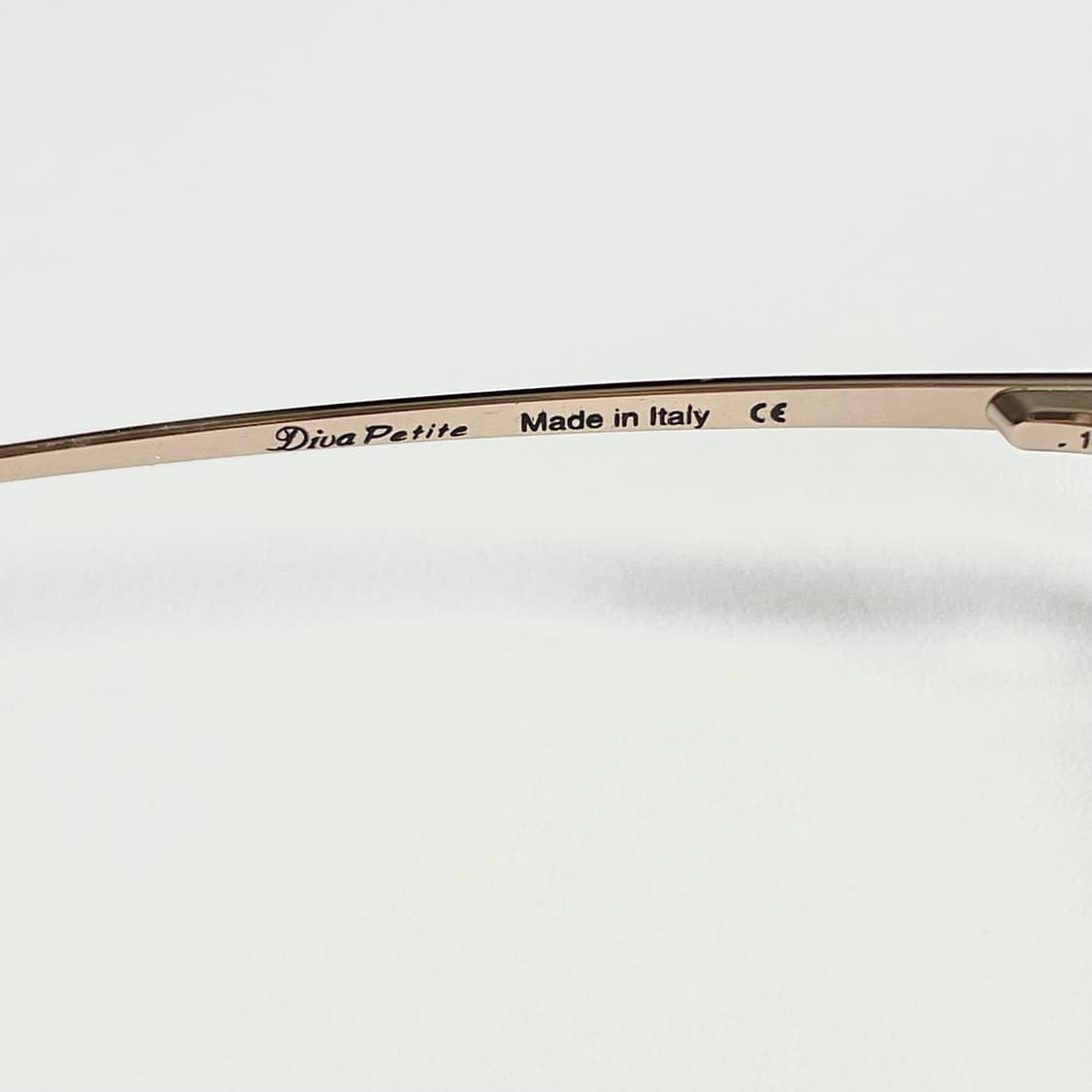 DIVA 이태리의 하우스브랜드 디바 사의 빈티지 안경 상품이미지4